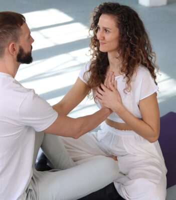 heart-to-heart connection between giver and receiver of tantra massage